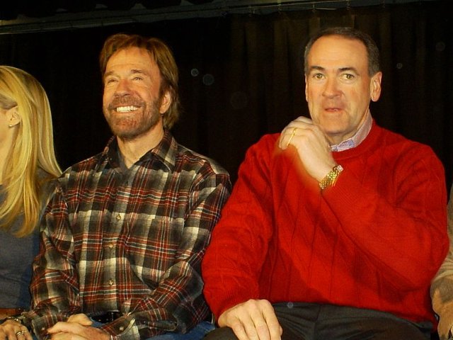 Herec Chuck Norris ostro odsúdil potraty