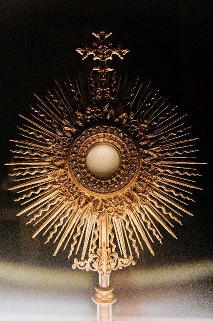 Nanovo obnoviť moc Eucharistie