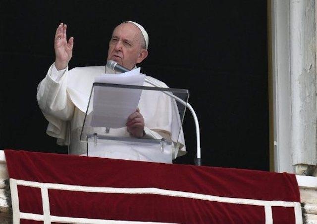 Anjel Pána so Svätým Otcom: Zložme svoje starosti na Pána