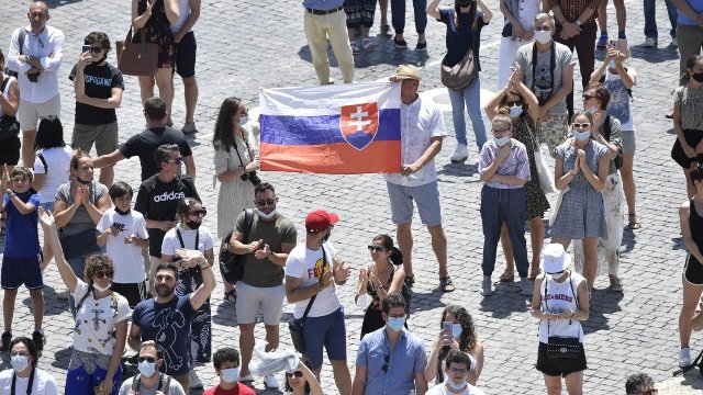 Anjel Pána so Svätým Otcom: Jedine láska uzdravuje život