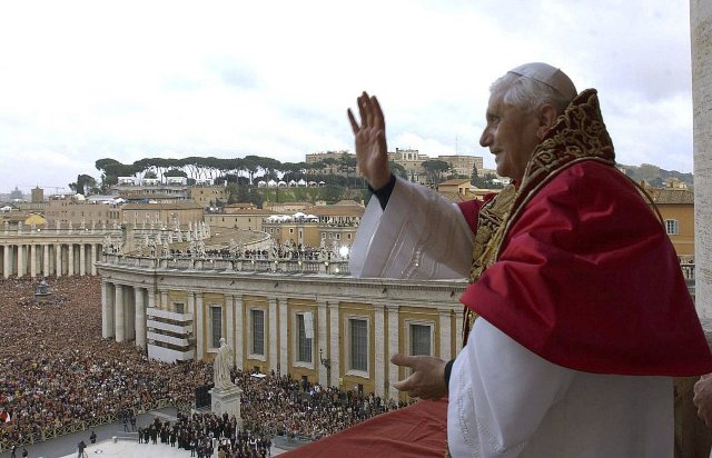 Benedikt XVI. - hrdina viery a pápež, ktorý videl, že prichádzajú ťažké časy