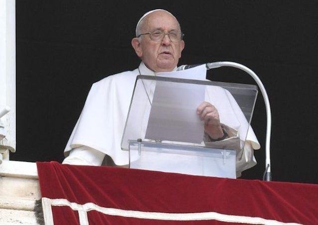 Pápež: 17. október je dňom modlitieb a pôstu za mier vo Svätej zemi