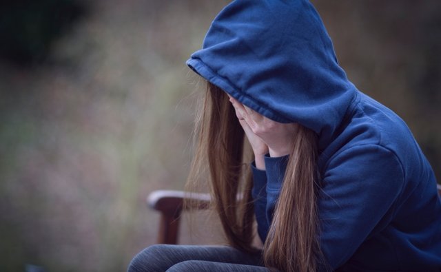 Podľa Americkej akadémie pediatrov by malo byť sankcionované, ak lekár neposkytne dieťaťu transgender starostlivosť