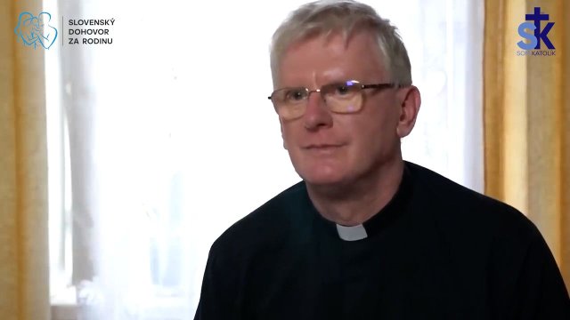 Kňaz Piotr Glas bol v súdnom procese uznaný vinným, za hrubú neslušnosť, voči dieťaťu