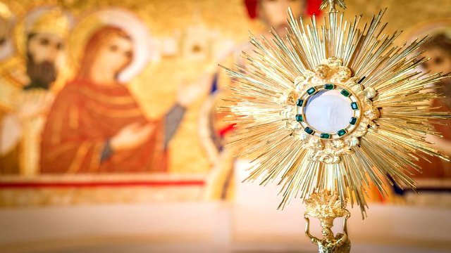 o. Daniel Wachowiak - Musíme hovoriť pravdu o Eucharistii