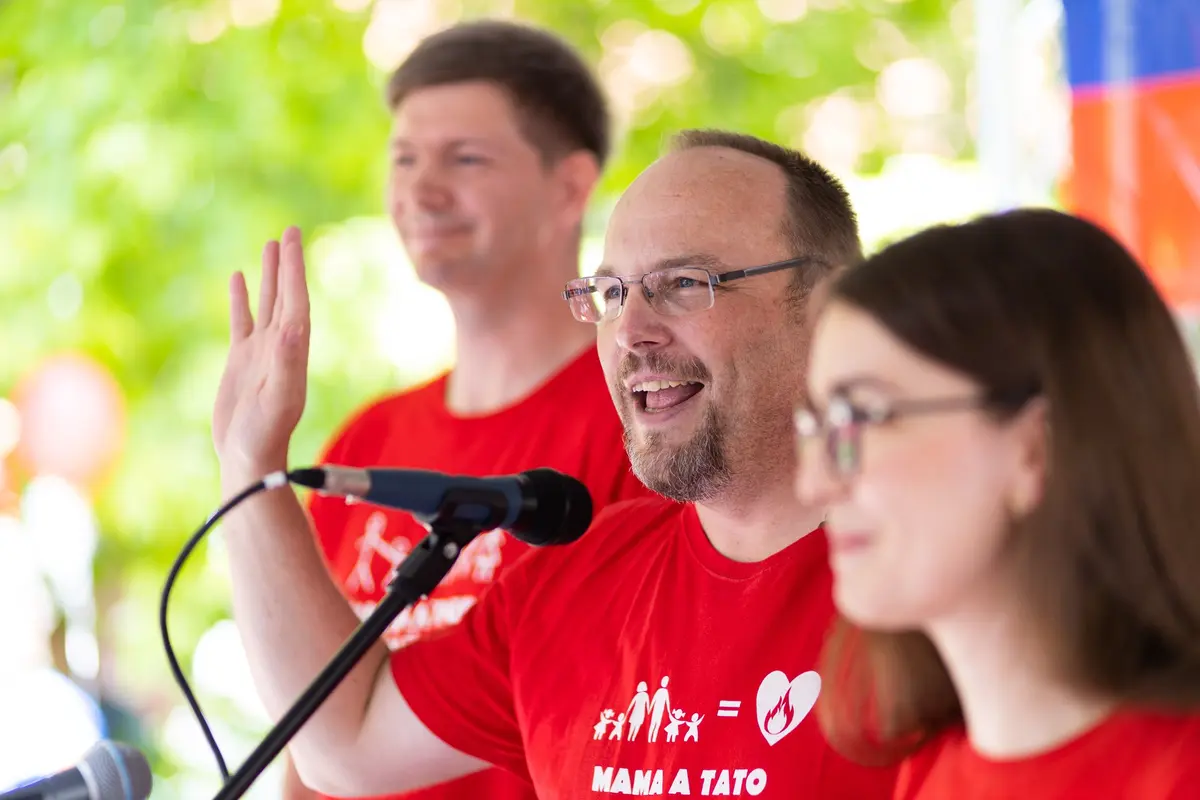 Pochod za rodinu podporí novelu ústavy