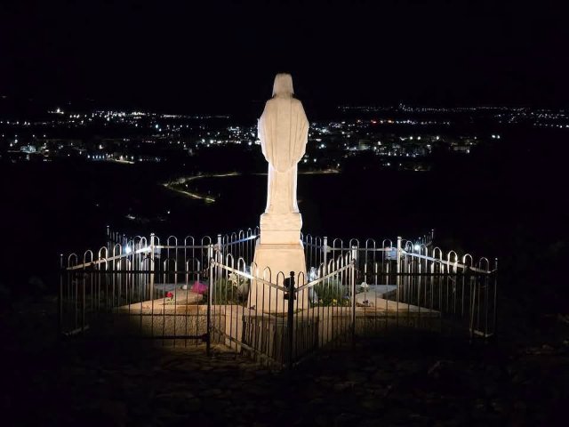 Modlitba sv. ruženca a zjavenie s vizionárom Ivanom na Podbrde dnes 31.7. v piatok o 21:00